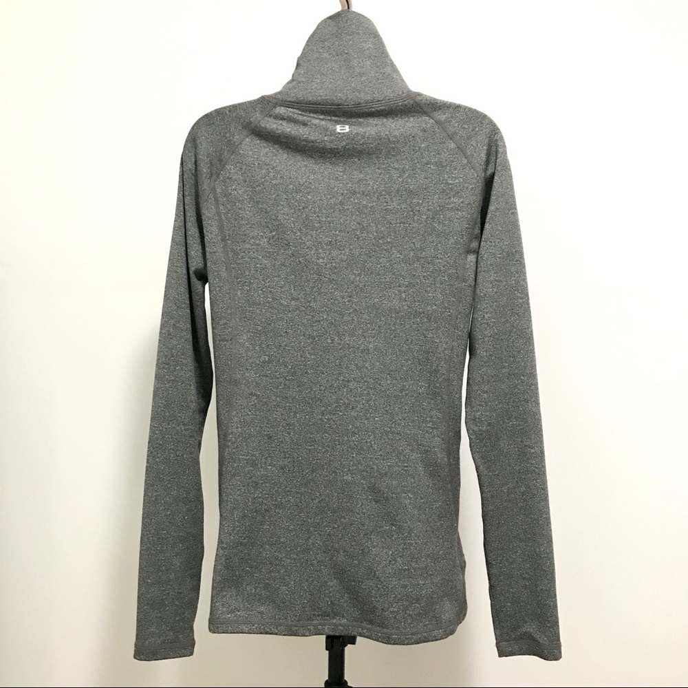 Layer 8 Performance Quick Dry Top Long Sleeve Sz M - image 4
